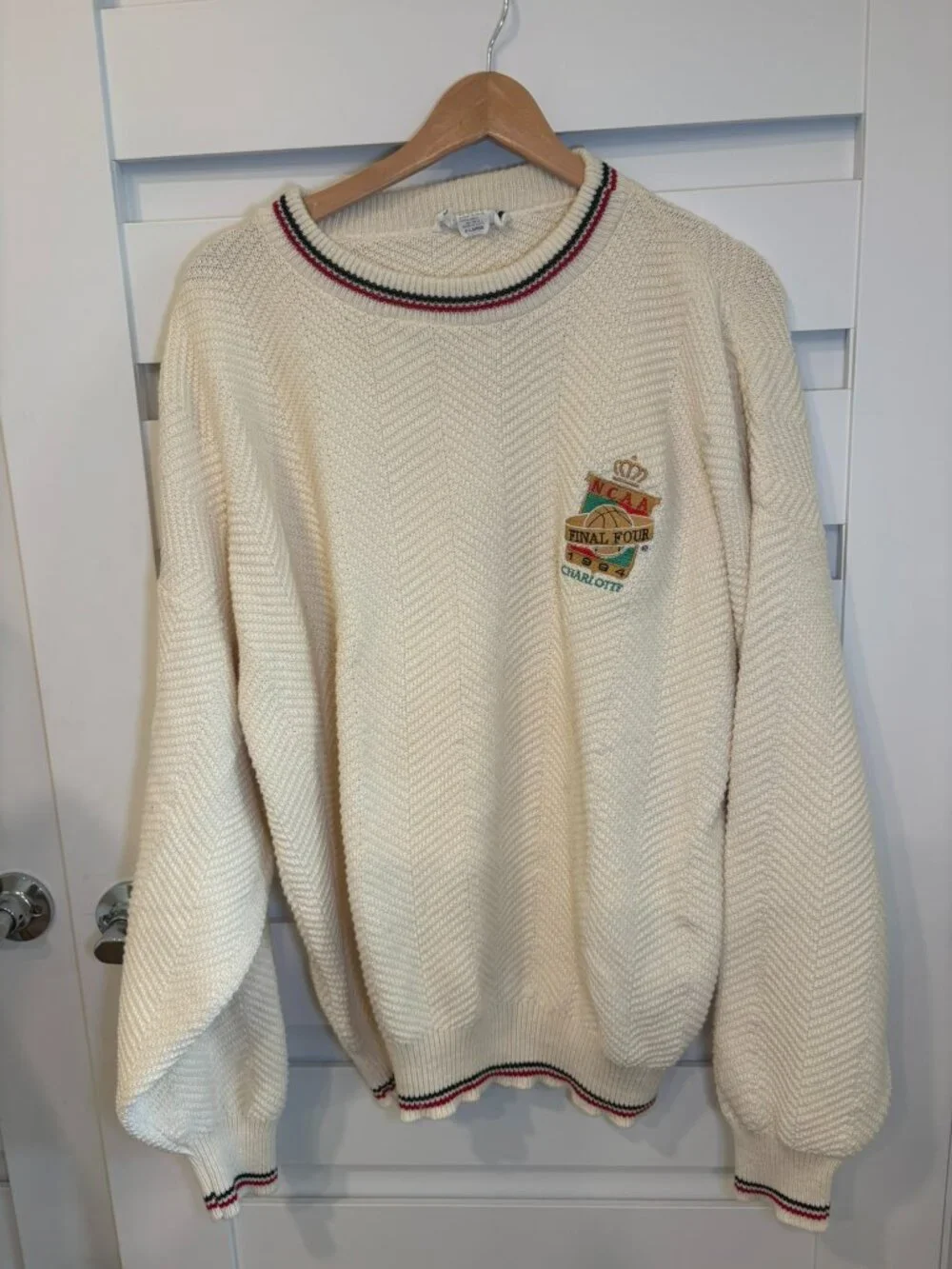 Vintage Collectible 1994 NCAA Final Four Charlotte Knit Sweater Cream Men's XL